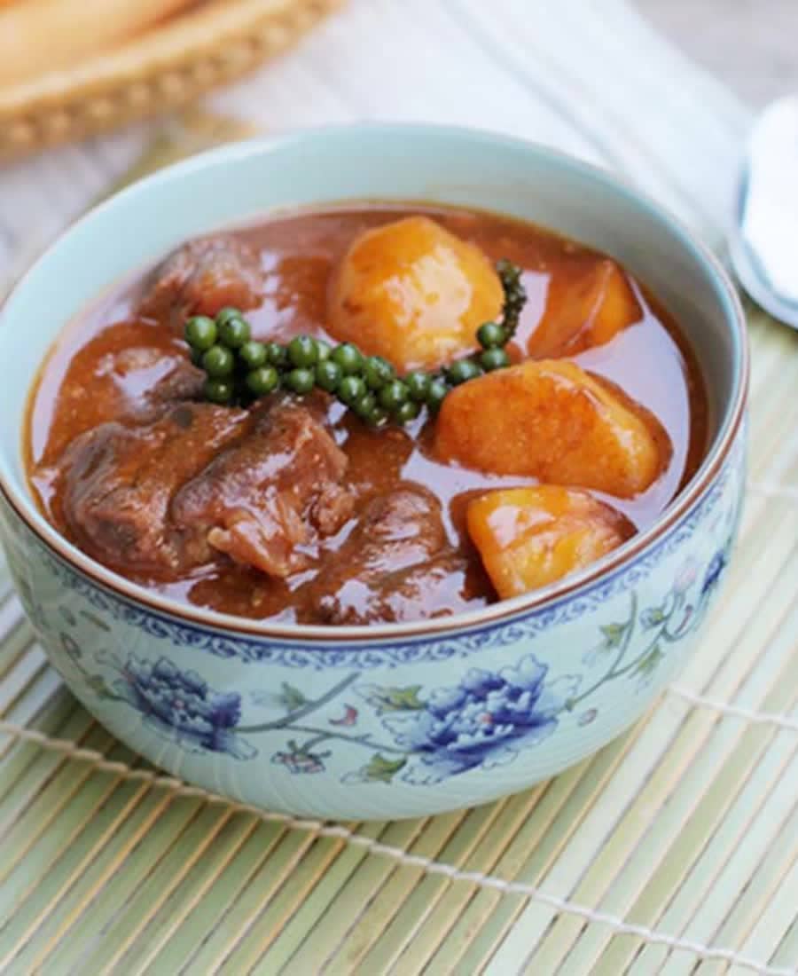 Bắp bò hầm tỏi