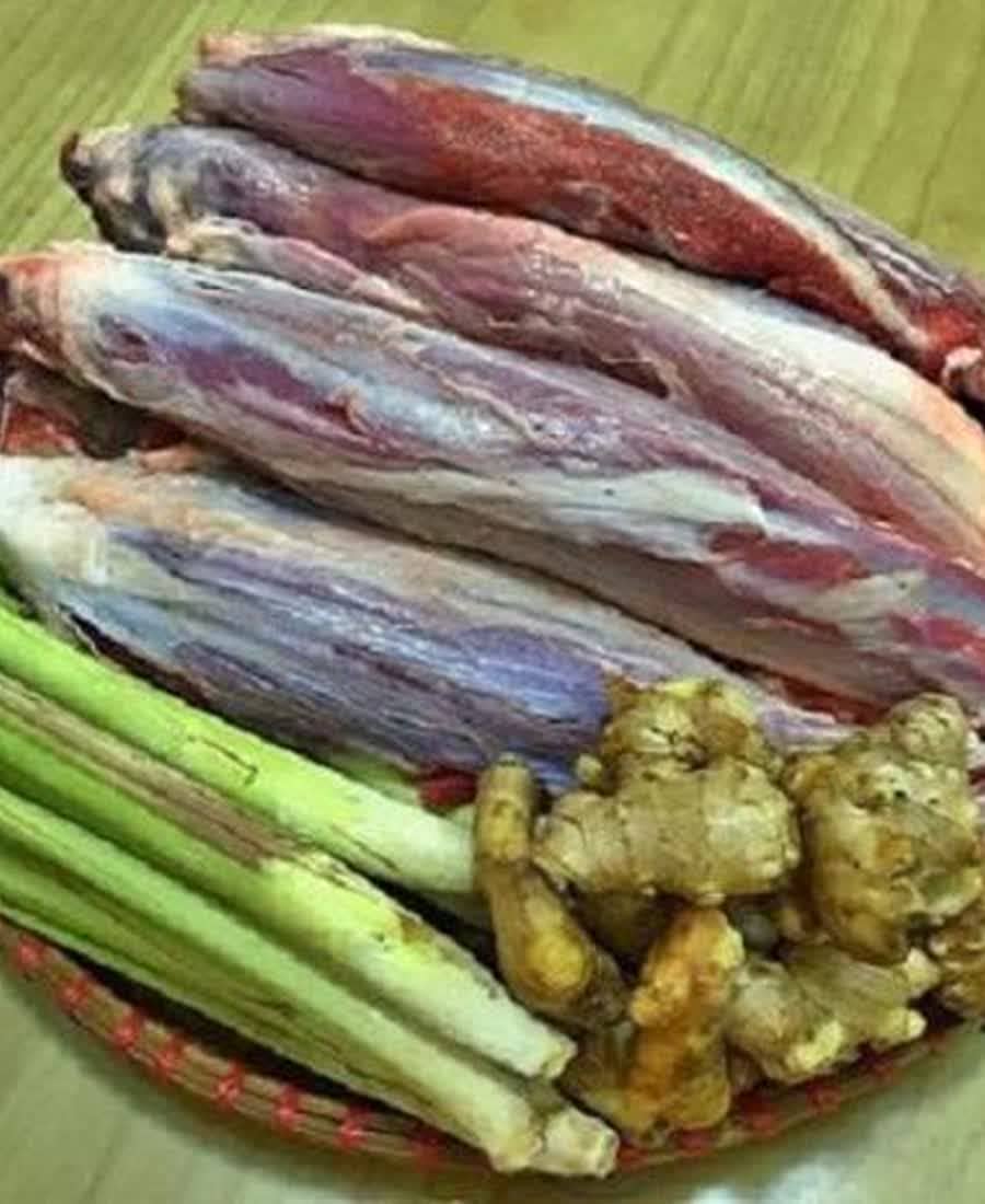 Bắp bò hấp gừng