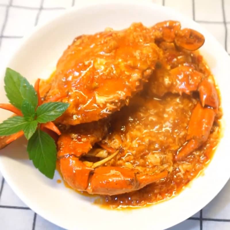 Cua biển sốt cam tươi