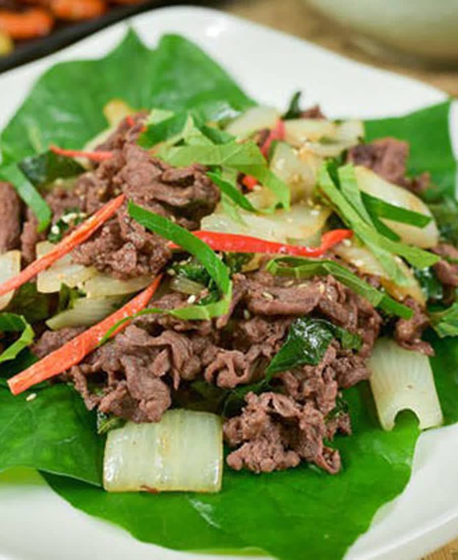 Đà điểu nướng lá lốt