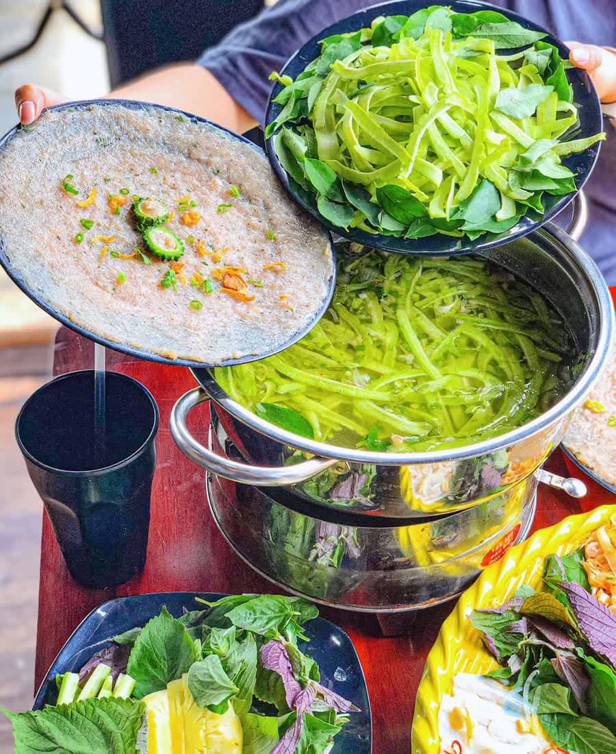 Lẩu cá thác lác hải sản