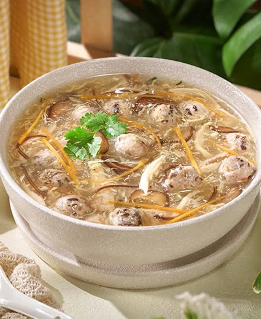 Súp gà nấm hương