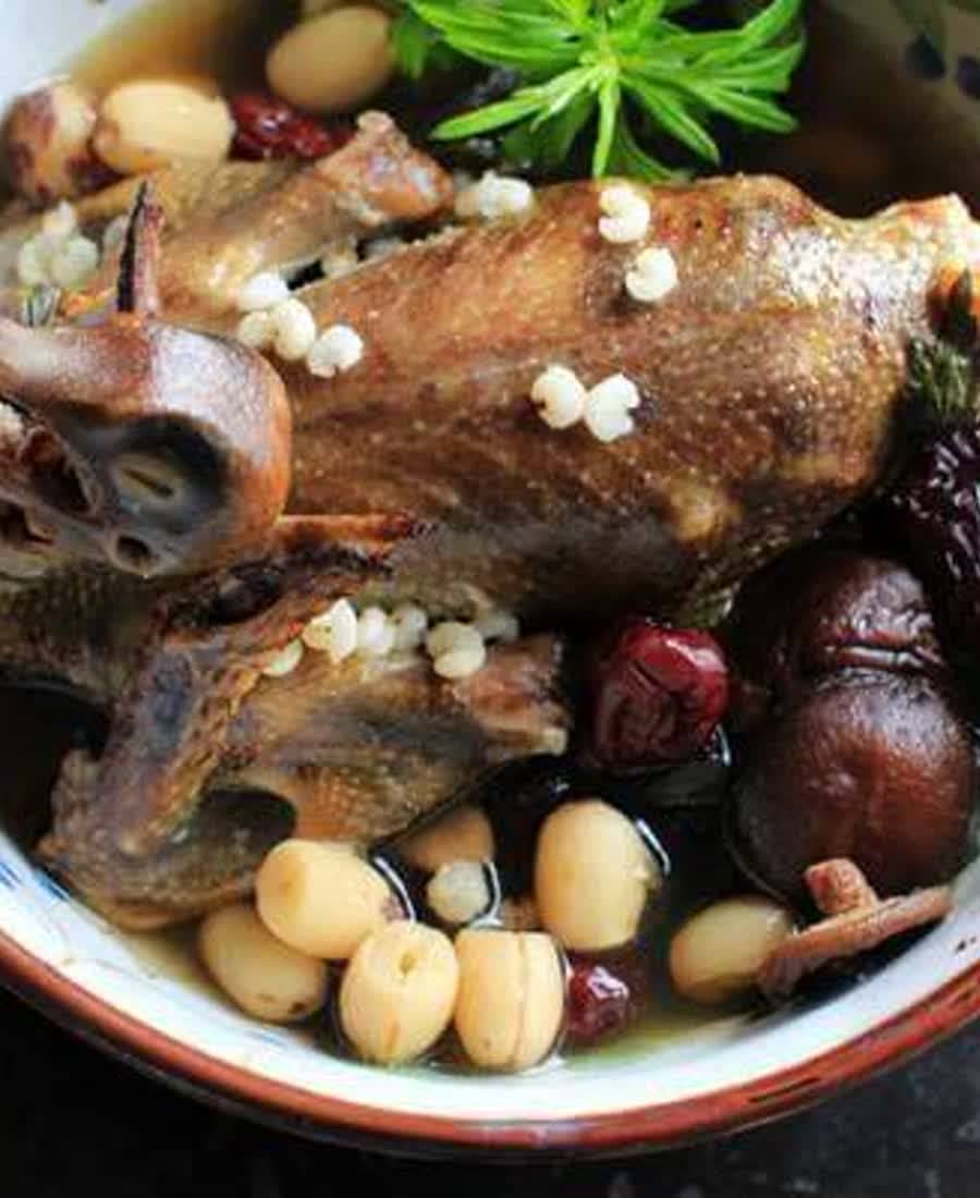 Vịt tiềm hạt sen